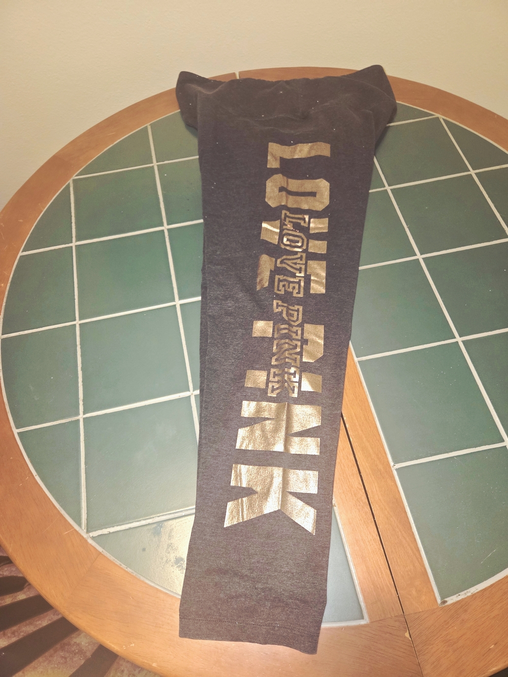 XXL PINK Victoria's Secret Black Leggings With Gold PINK Logo
